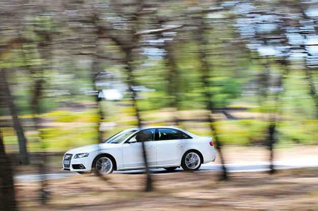 Audi-S4-4drivers.gr