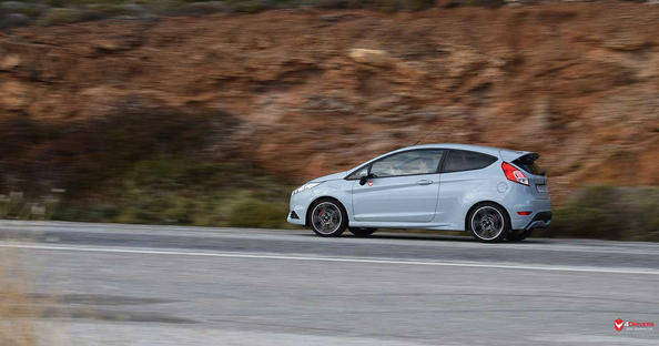 ford fiesta st200 review
