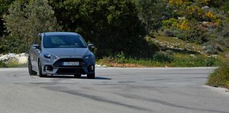 Ford Focus RS drift