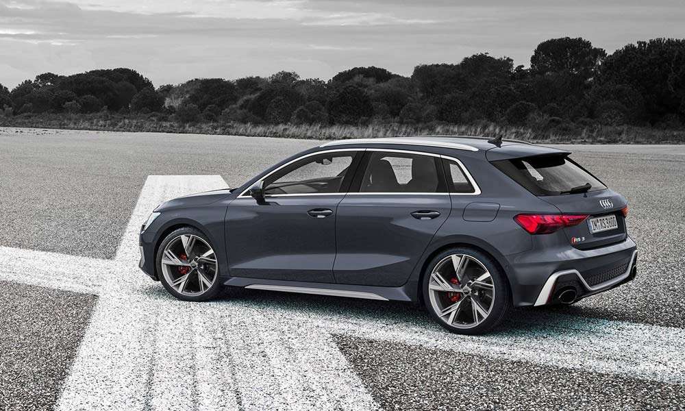 Audi RS3 back (2021)