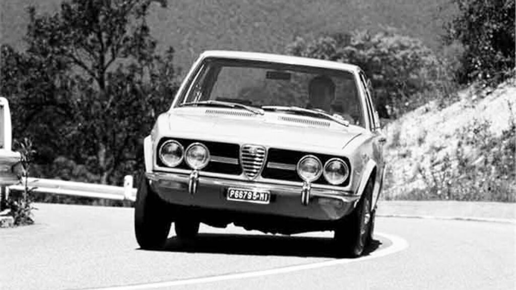 Alfa Romeo Alfetta 4Drivers