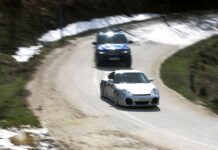 BMW X5 4.8is vs Porsche 911 Turbo 996